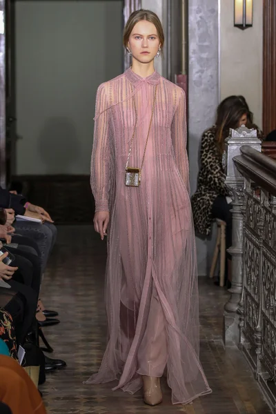 Look 52